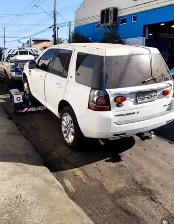 ADN Guinchos — atendimento de emergência automotiva