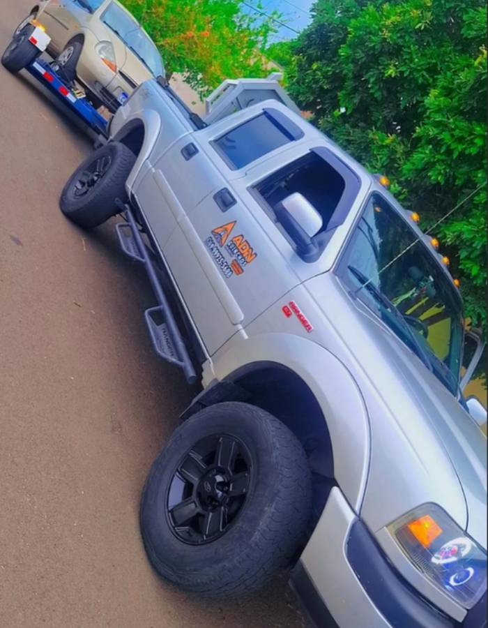 ADN Guinchos — equipe especializada em guincho asa delta Rio Claro SP